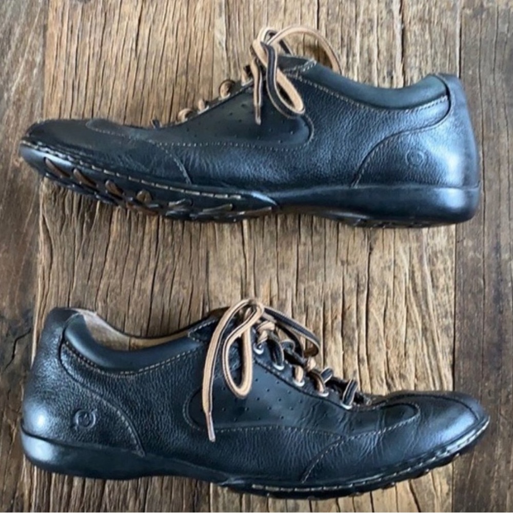 SALE Born Black Leather Lace Up Hawkeye Sz 9.5